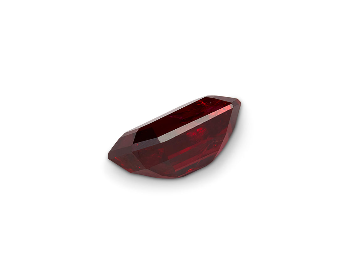 0.65ct Pigeon Blood Ruby - The Sapphire Merchant