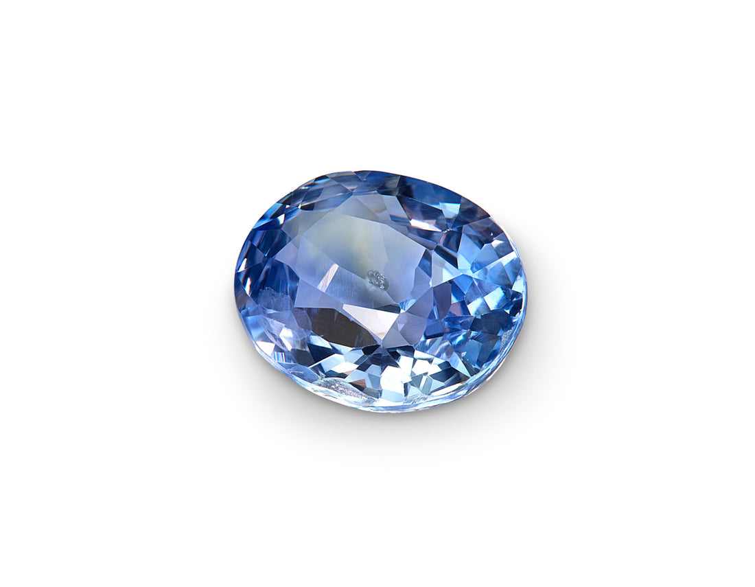1.02ct blue sapphire, oval cut