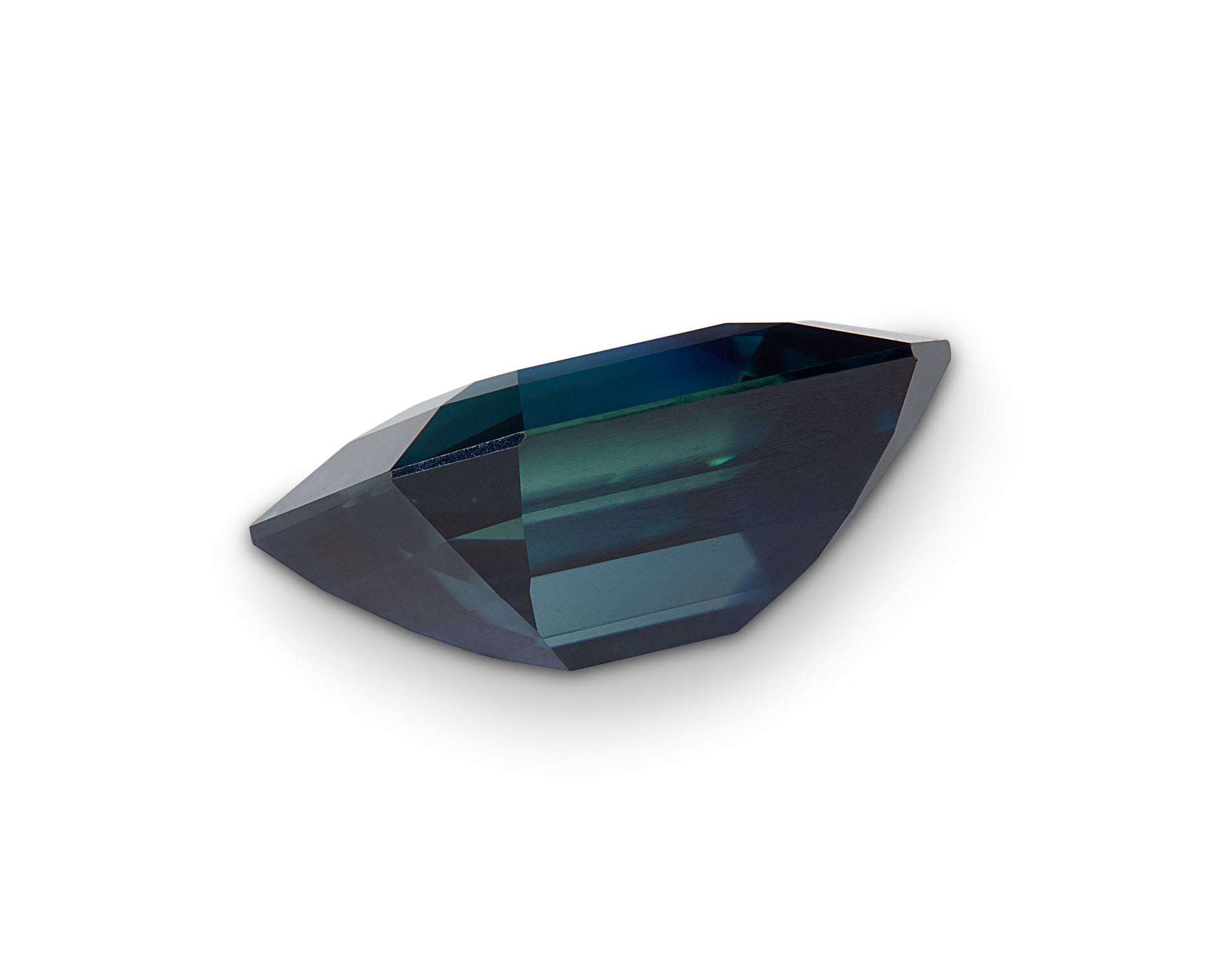 dark blue sapphire from behind