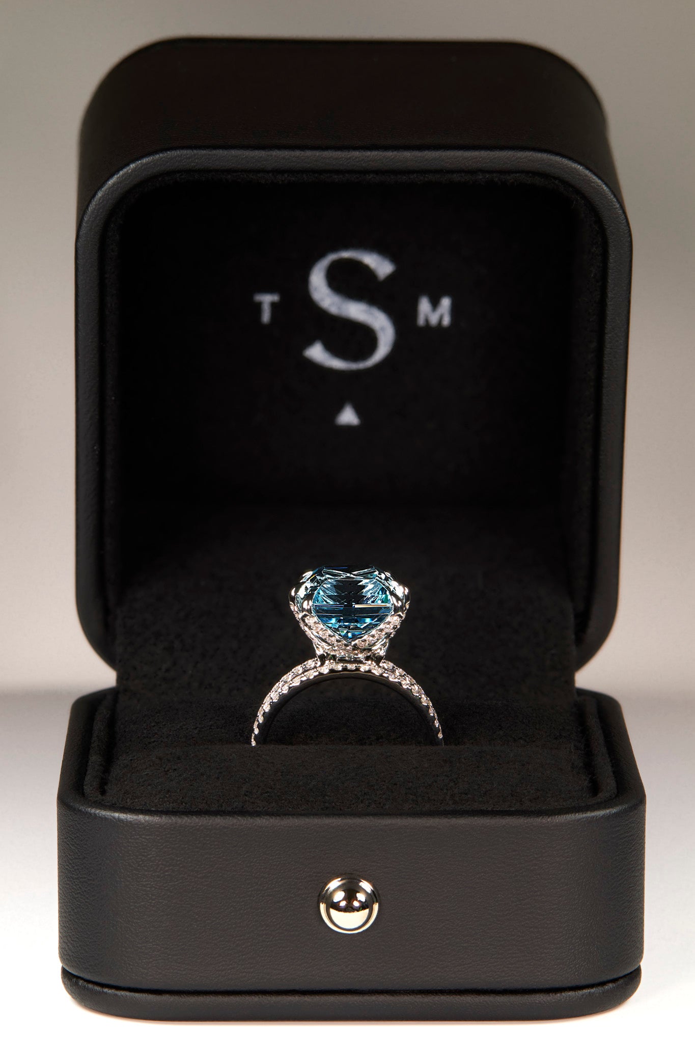 7.77ct Aquamarine Ring - The Sapphire Merchant