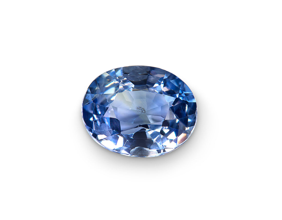 1.02ct blue sapphire, oval cut
