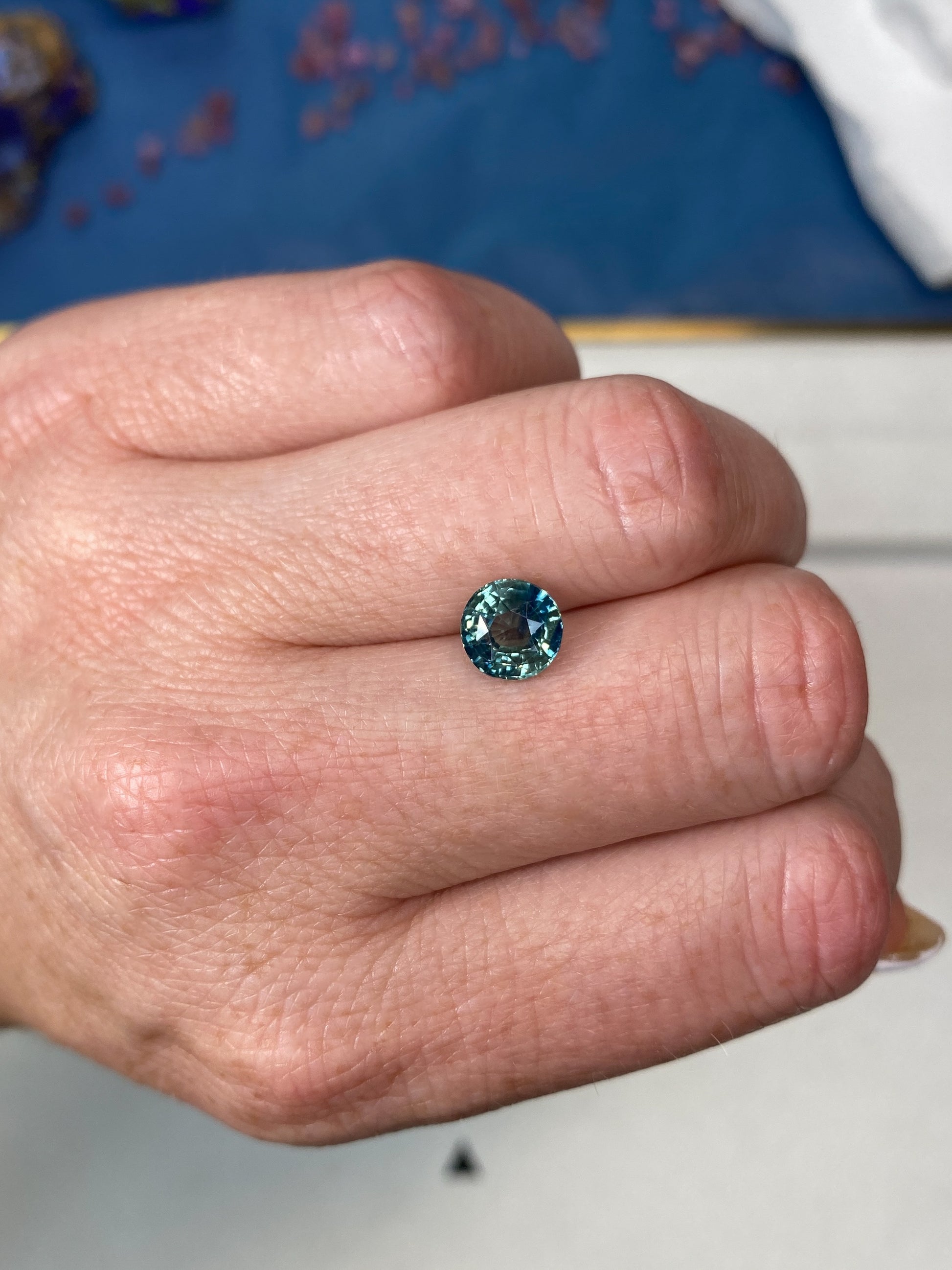 2.50ct Greenish Blue Teal Sapphire Round Brilliant Cut