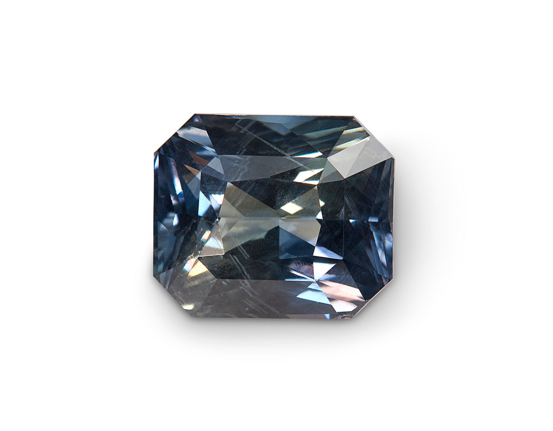 3.50ct Colour Change Sapphire - The Sapphire Merchant