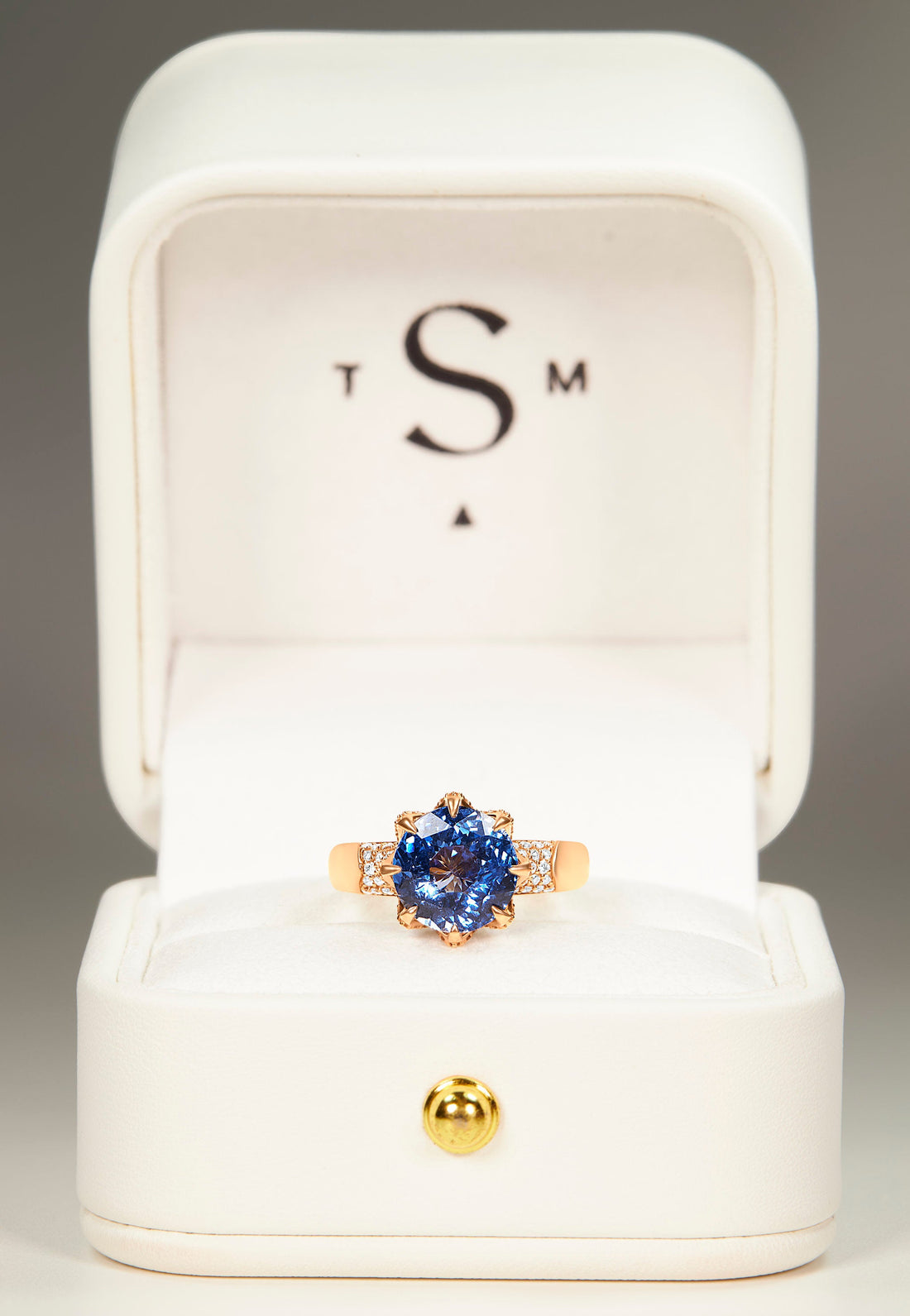 5.19ct Ceylon Cornflower Blue Sapphire Ring - The Sapphire Merchant