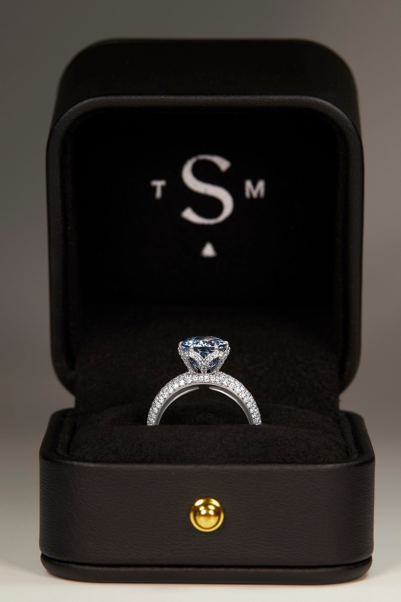 3.65ct Paraiba Tourmaline Ring - The Sapphire Merchant