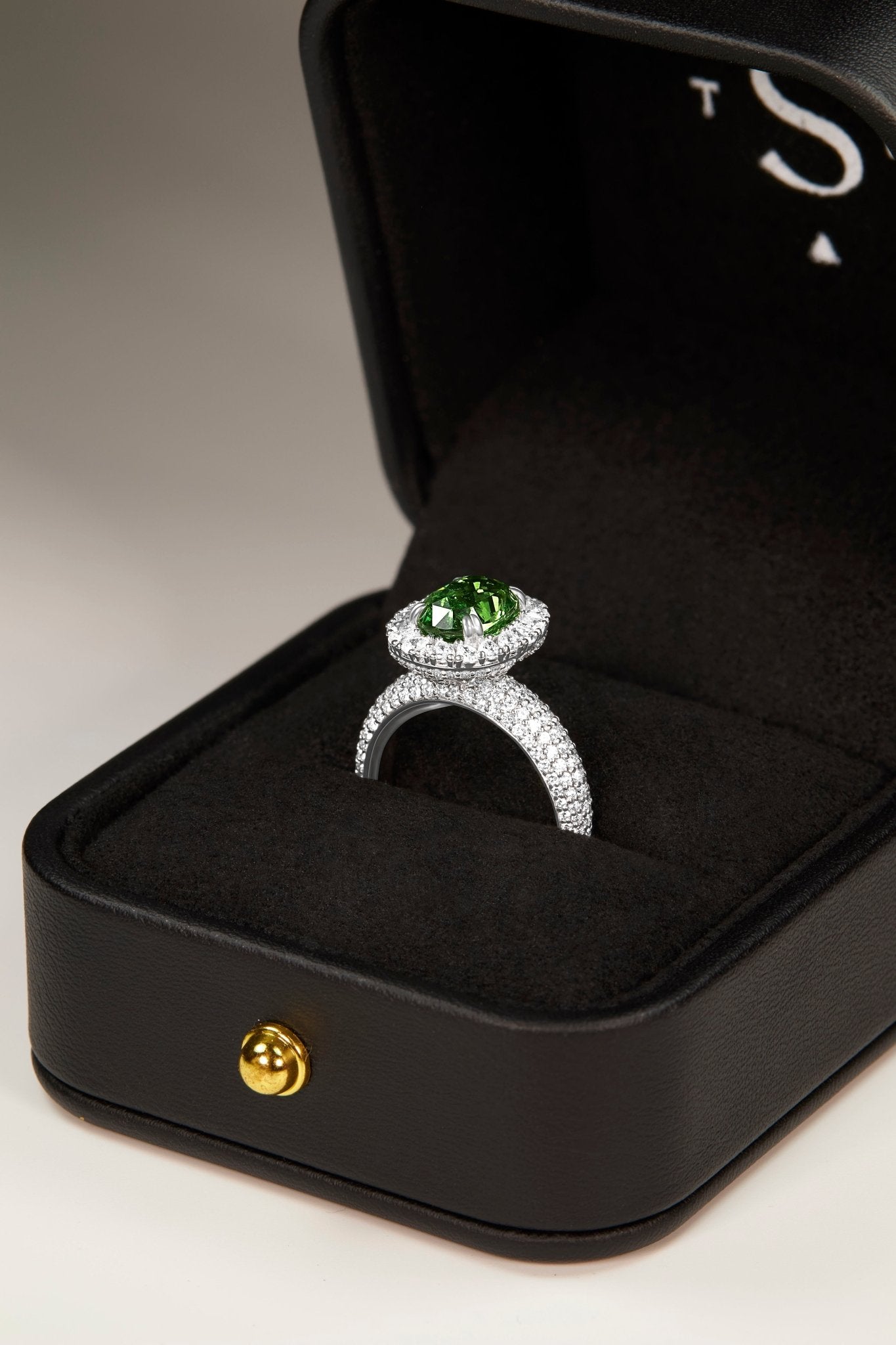 3.02ct Tsavorite Garnet Ring - The Sapphire Merchant