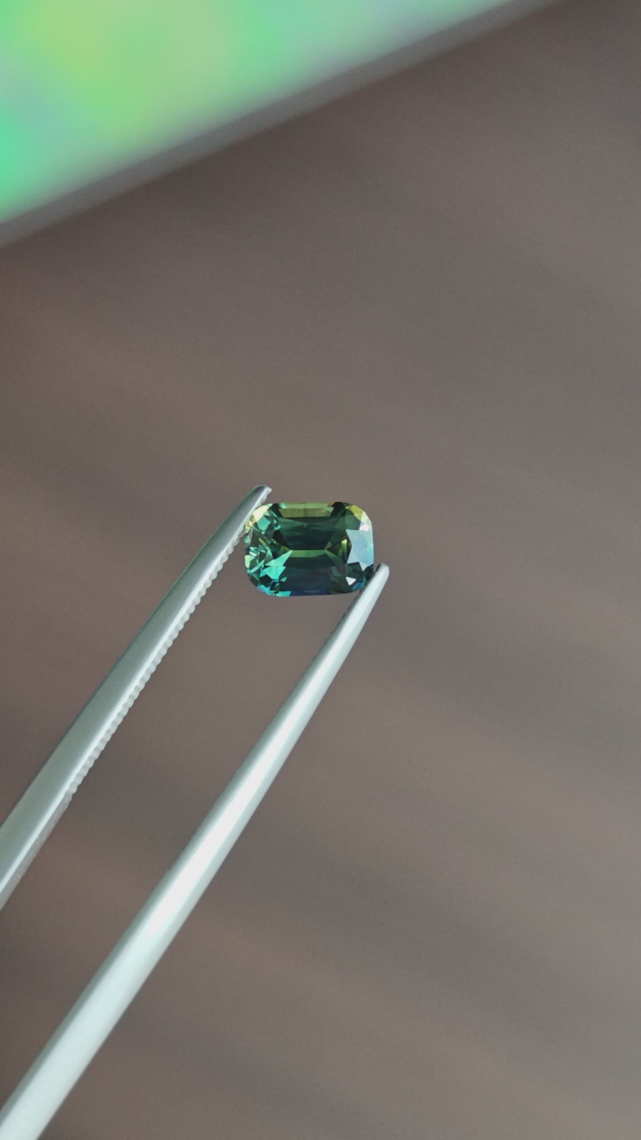 0.95ct Australian Green Sapphire Unheated