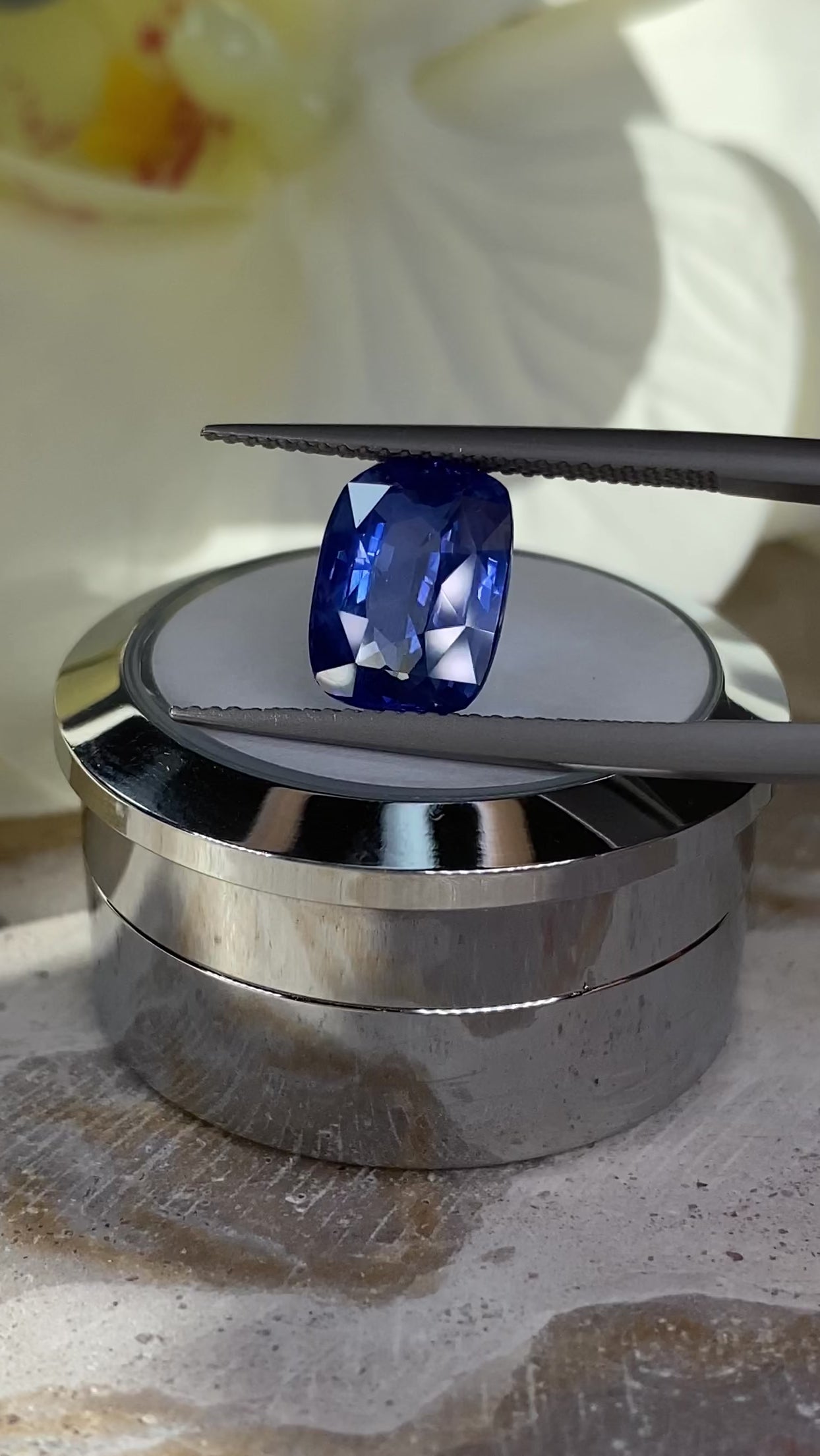 4.07ct Cornflower Blue Sapphire
