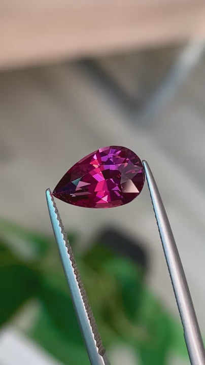 3.29ct Rhodolite Garnet