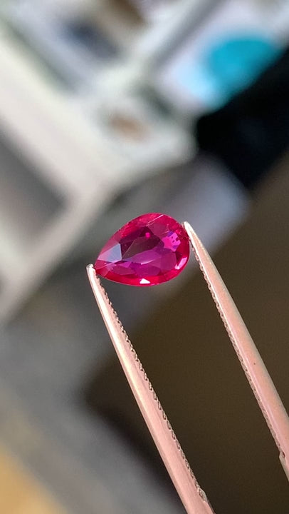 1.01ctRuby_Pear_Cut_Mozambique
