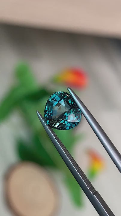 3.02ct Parti Sapphire Unheated