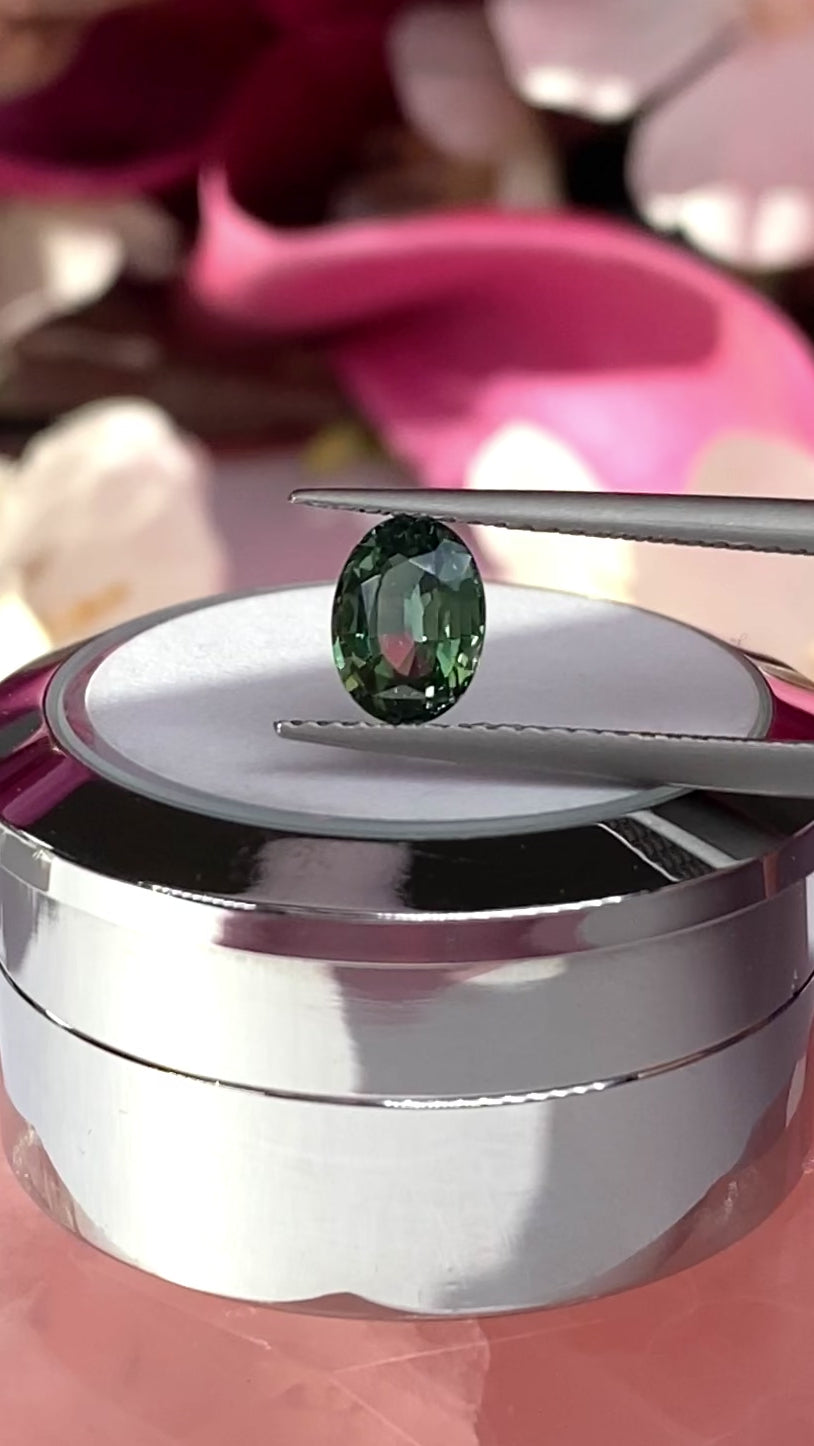 1.07ct Teal Green Sapphire