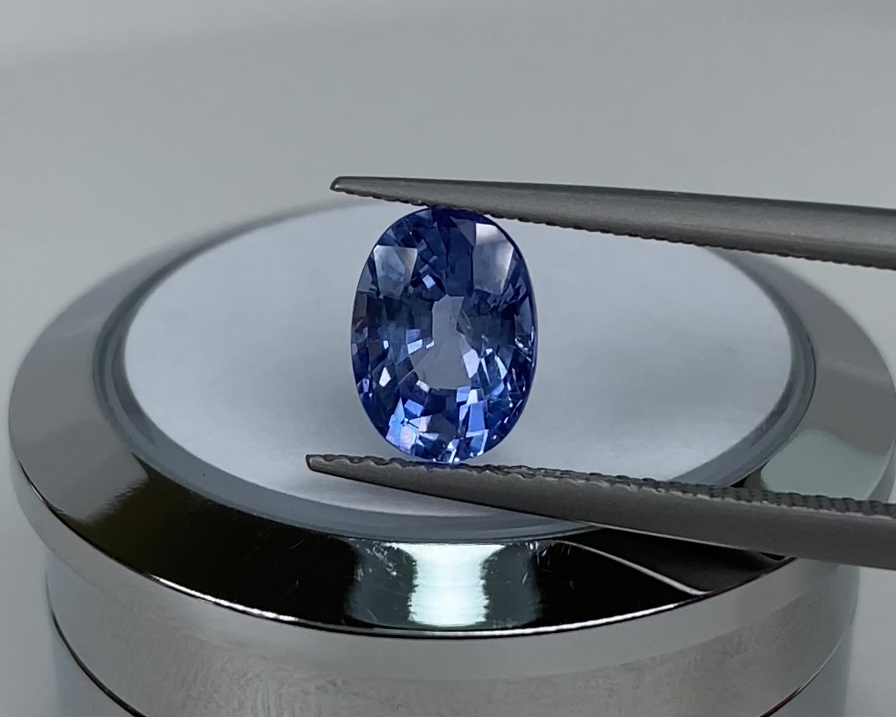 1.92ct Cornflower Blue Sapphire