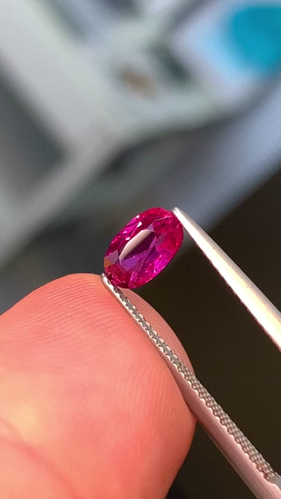 1.02ct Ruby Oval Cut Unheated