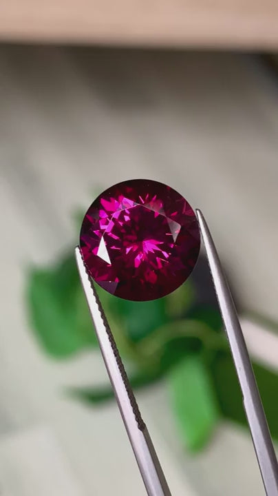 10.40ct Rhodolite Garnet