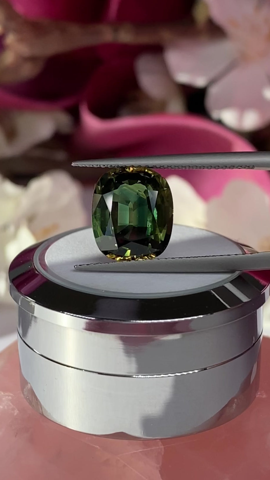 5.59ct Green Sapphire
