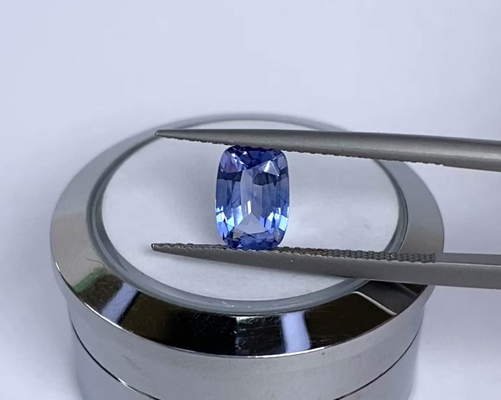 1.25ct Cornflower Blue Sapphire