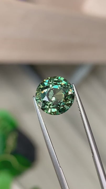 6.99ct Green Sapphire Round Brilliant Cut